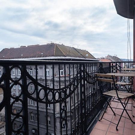 Kiraly Central Apartment With Free Parking And Ac Budapest Luaran gambar